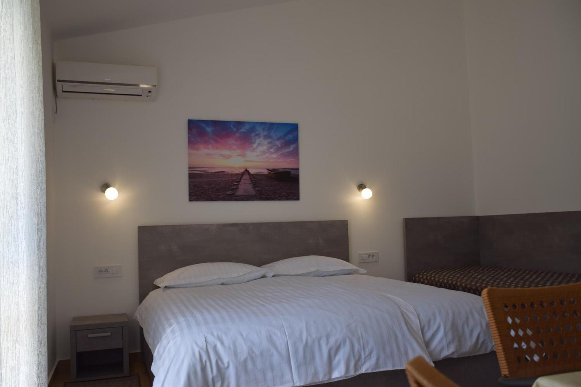 Apartments Popo Starigrad Paklenica Zewnętrze zdjęcie